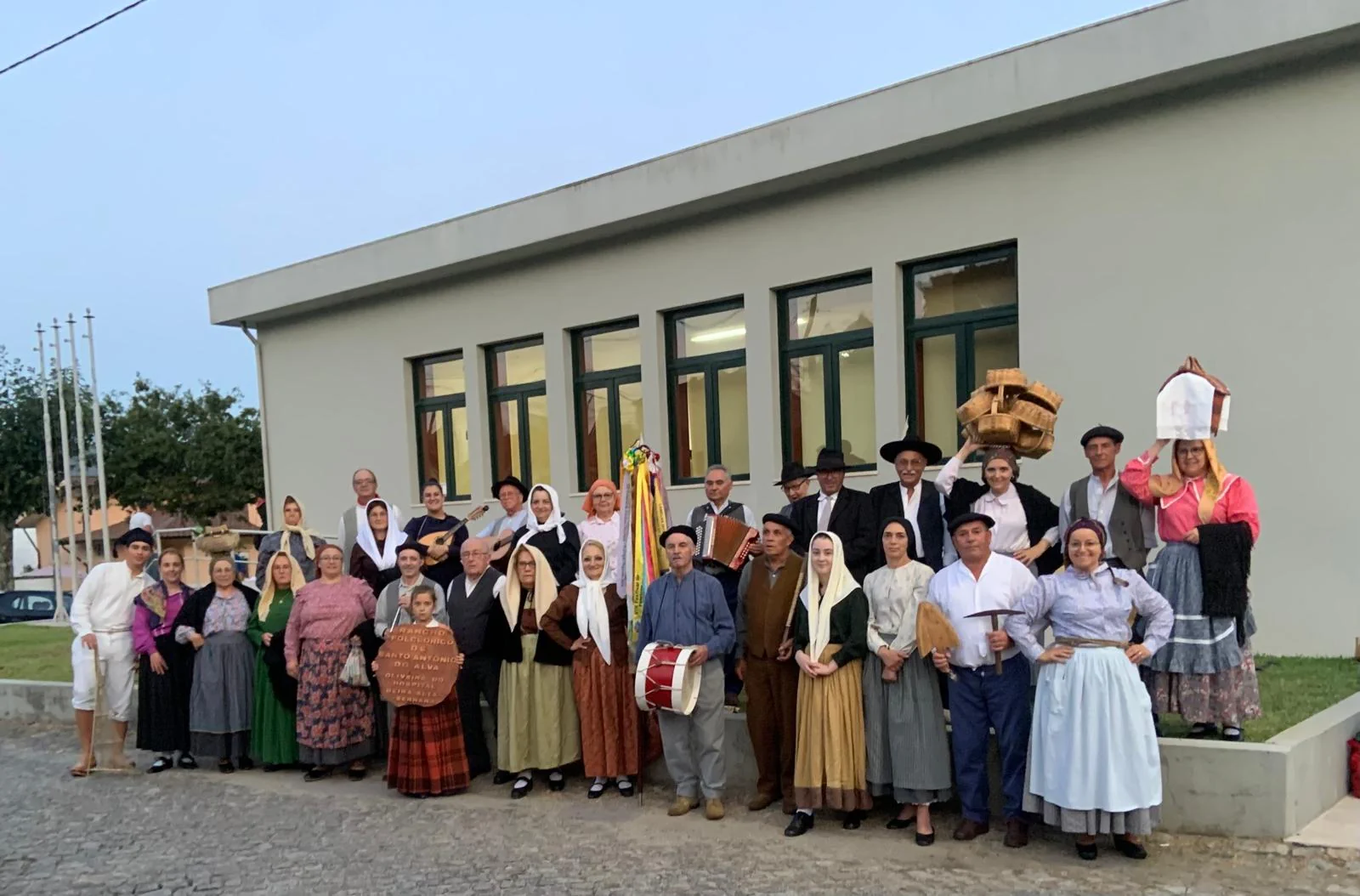 Rancho Associação Progressiva de Santo António do Alva Na Feira do Queijo